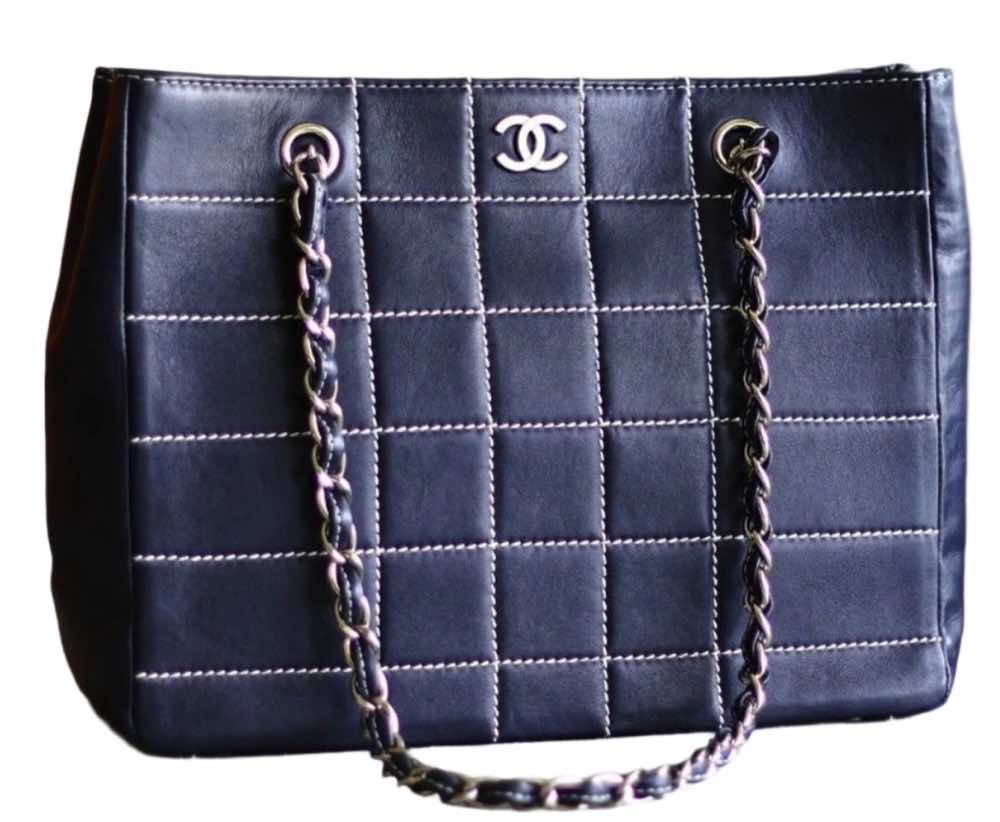 Chanel Chocobar Wildstitch - Back view