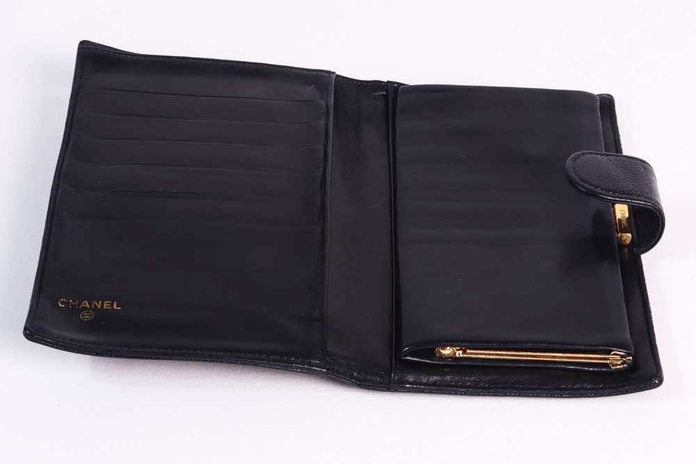 Chanel Caviar Wallet - Detail 1