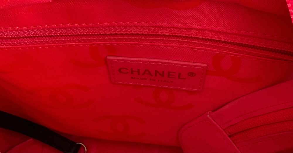 Chanel Cambon Medium - Image 21