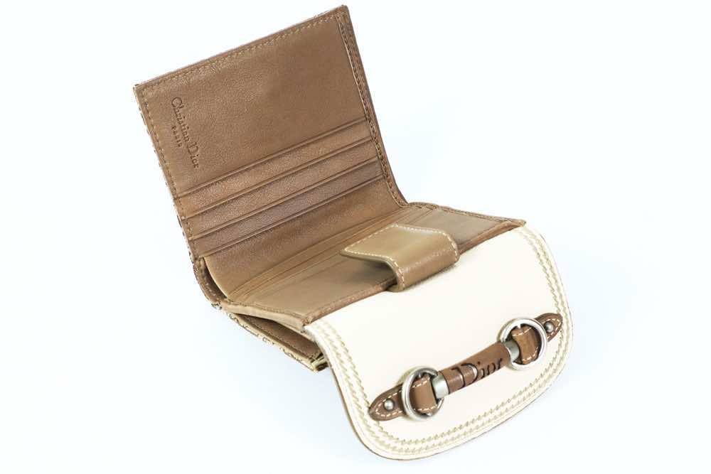 Dior Bifold Wallet - Image 20