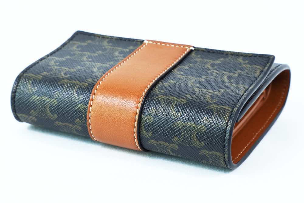 Celine Triomphe Wallet - Image 19