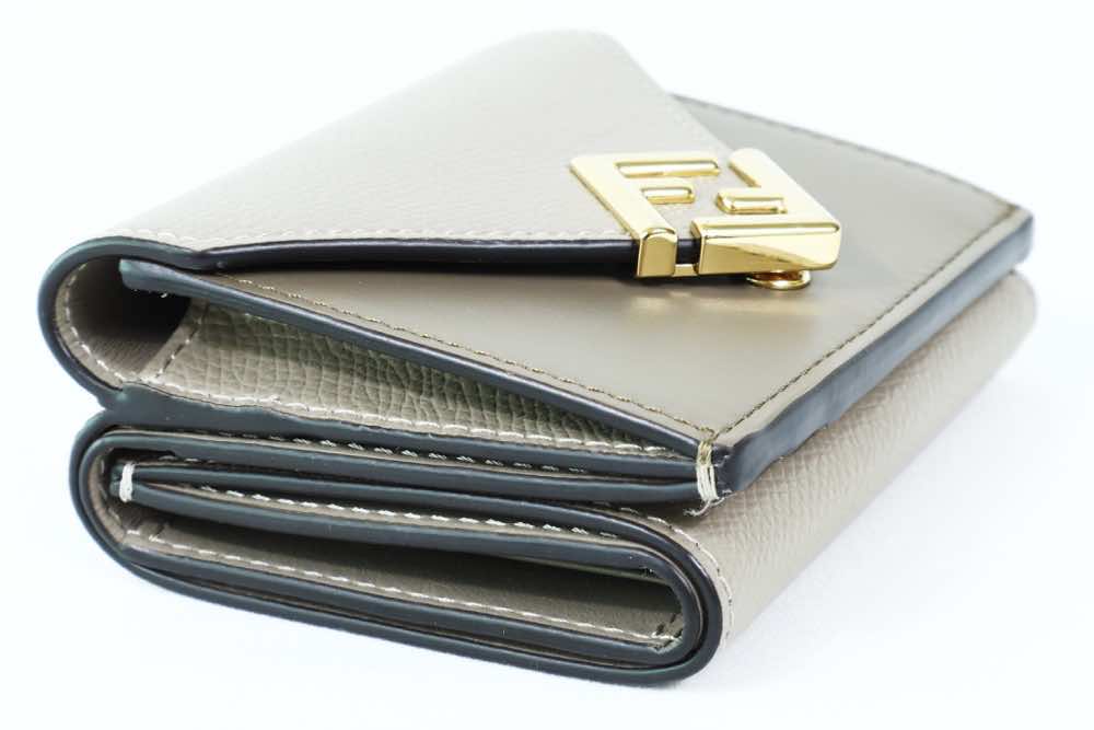 Fendi Diamond Wallet - Detail 1