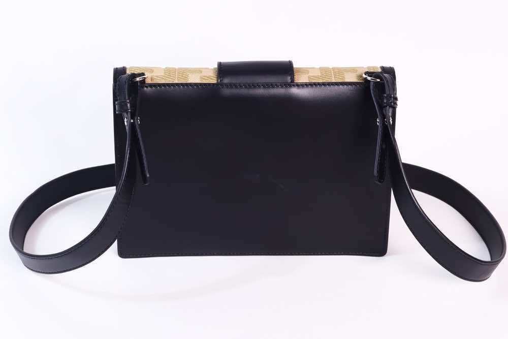 Fendi Flat Baguette - 4