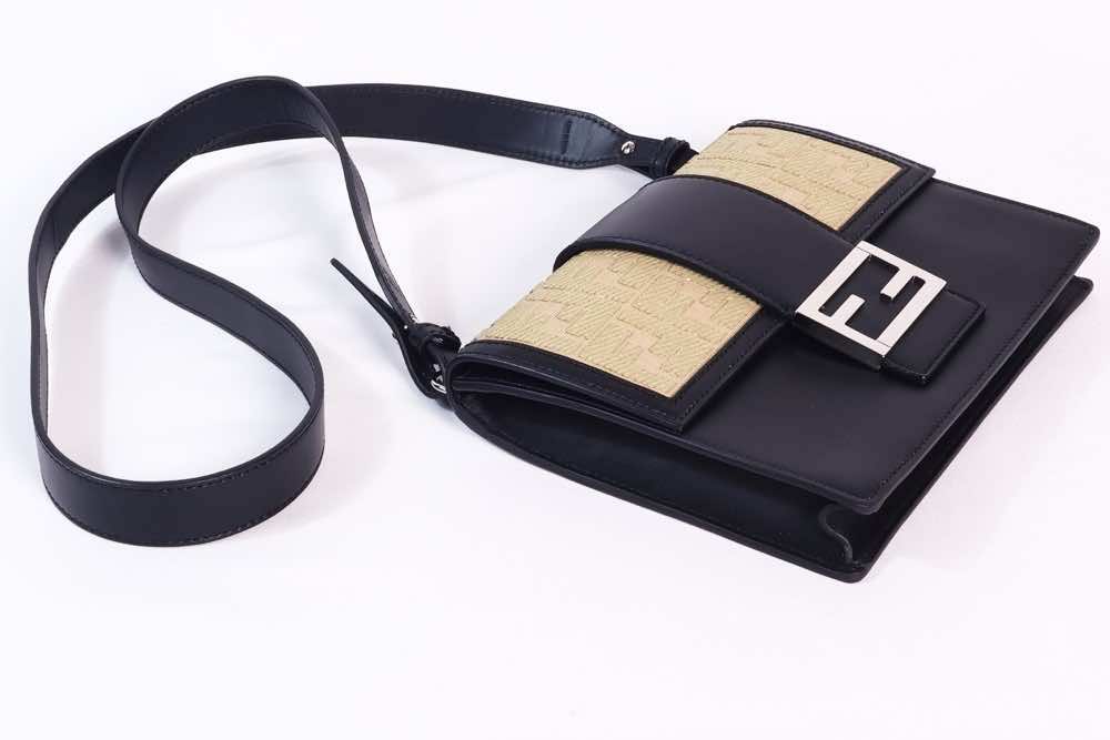 Fendi Flat Baguette - Image 13
