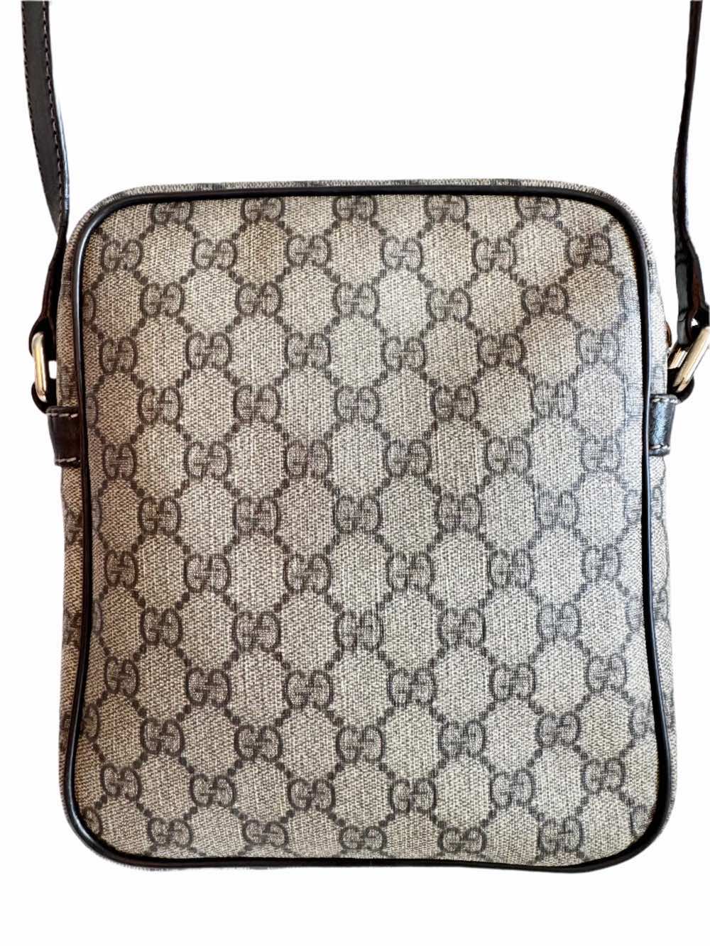 Gucci GG Crossbody - Back view