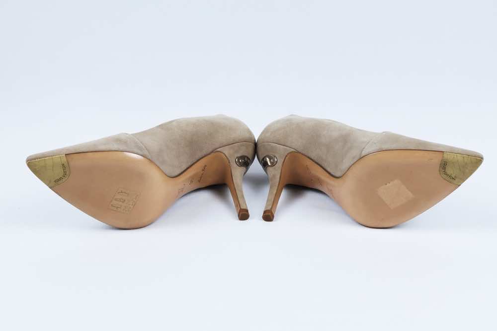 Louis Vuitton Velvet Heels - Side view