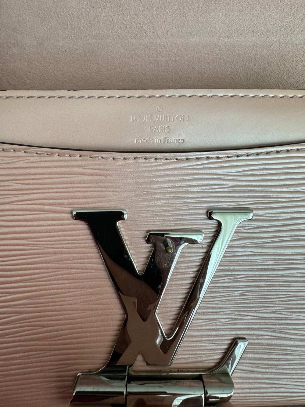 Louis Vuitton Pochette Louise - Image 15