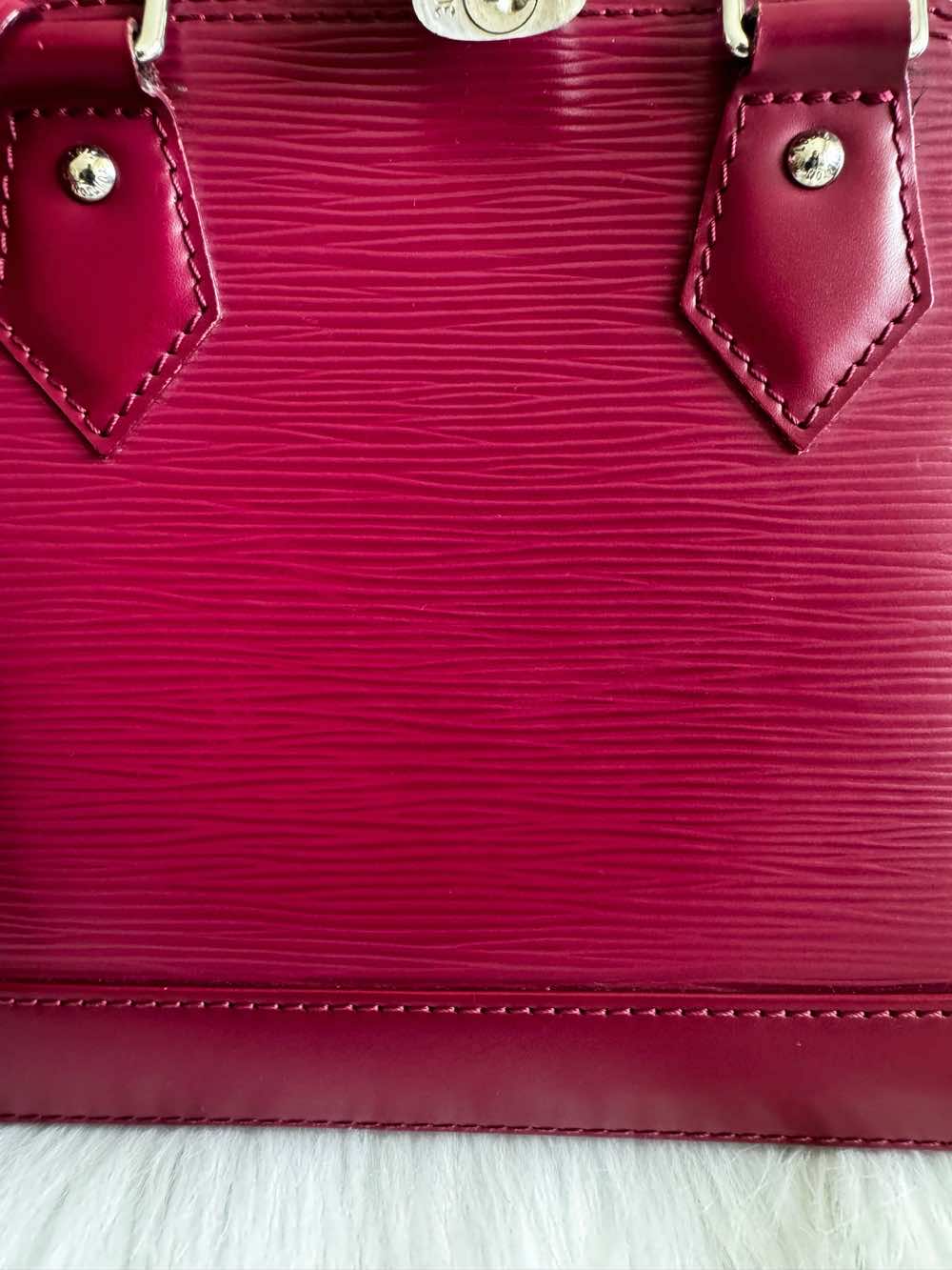 Louis Vuitton Alma BB - Image 12