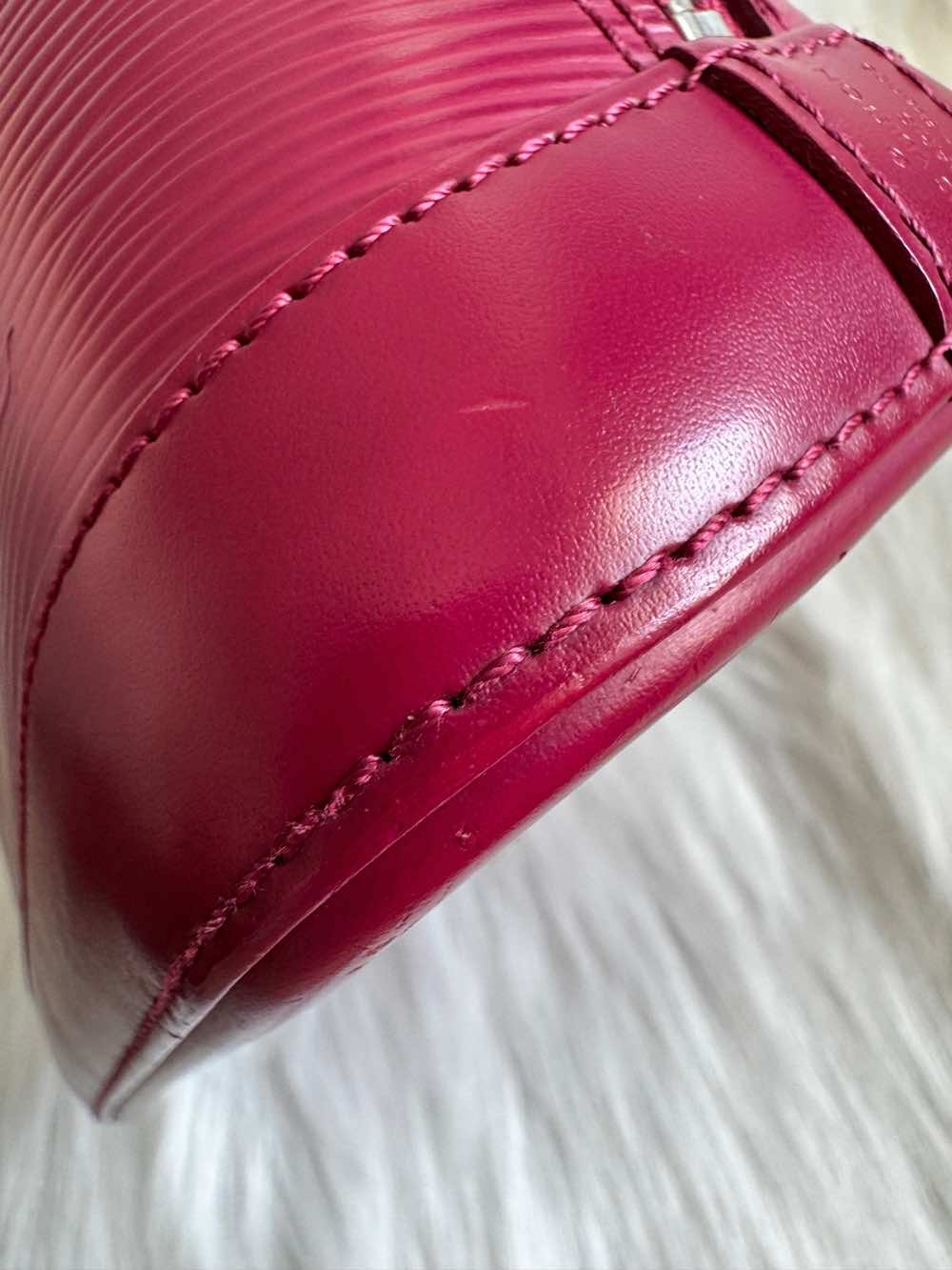 Louis Vuitton Alma BB - Image 20