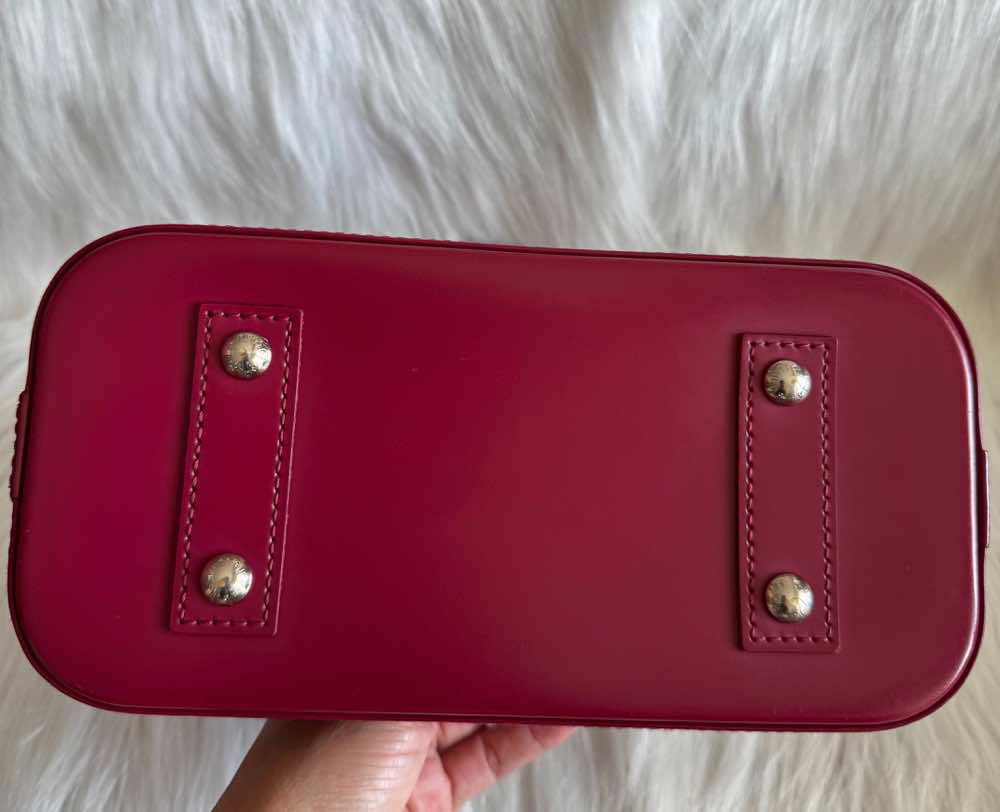 Louis Vuitton Alma BB - Image 23