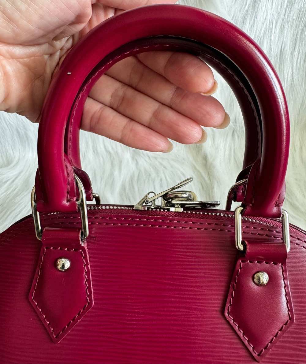 Louis Vuitton Alma BB - Image 24