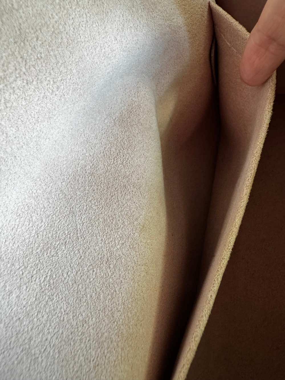 Louis Vuitton MyLockme BB - Image 28