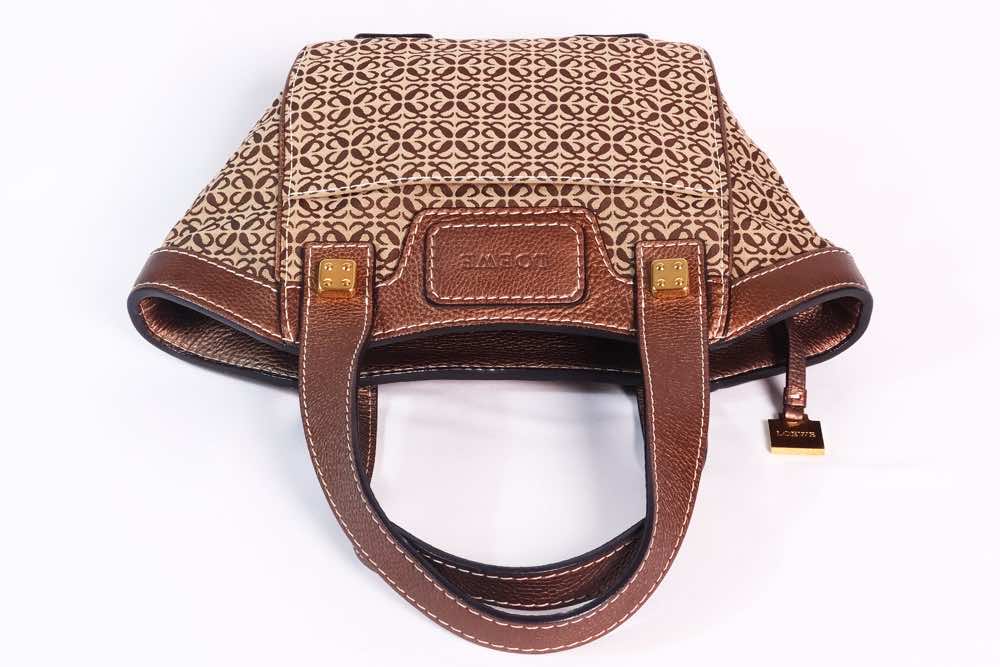 Loewe Anagram Tote - Image 15