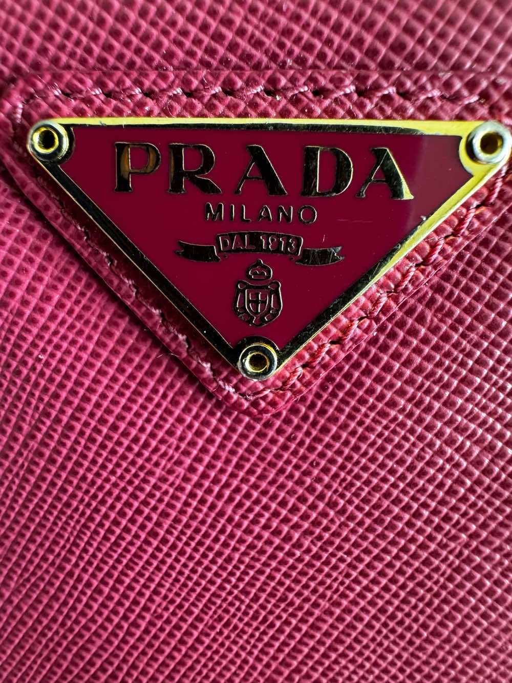 Prada Zippy Wallet - Detail 2
