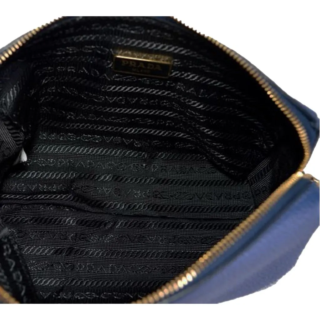 Prada Contenitore Baltico Navy Blue Vitello Daino Vanity Case Blue Leather Never worn, with tag - Model View