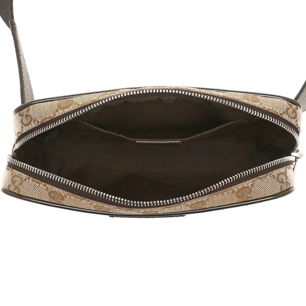 Gucci Original GG Guccissima Canvas Beige Fanny Pack Belt Bag Brown Canvas Never worn, with tag - Model View