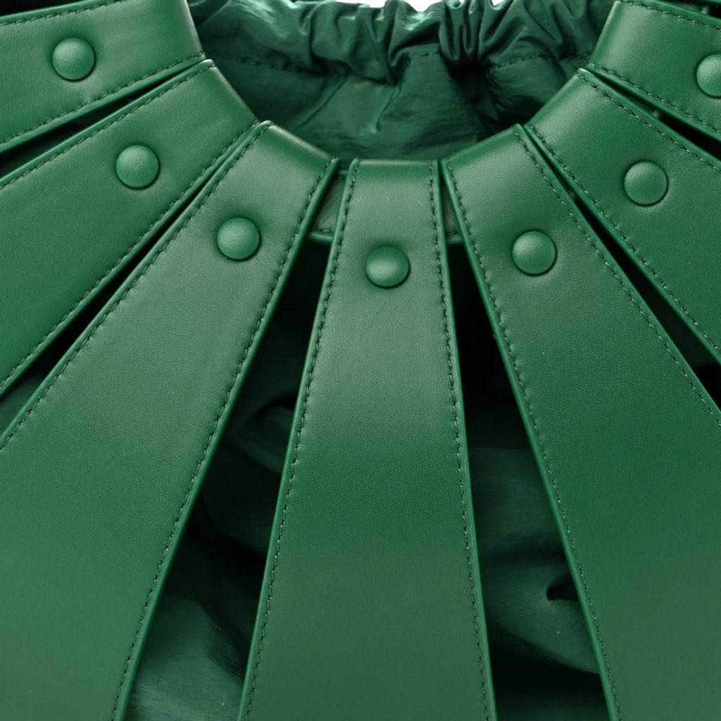 Bottega Veneta Bottega Veneta The Shell Bag Racing Green French Calfskin - Image 6