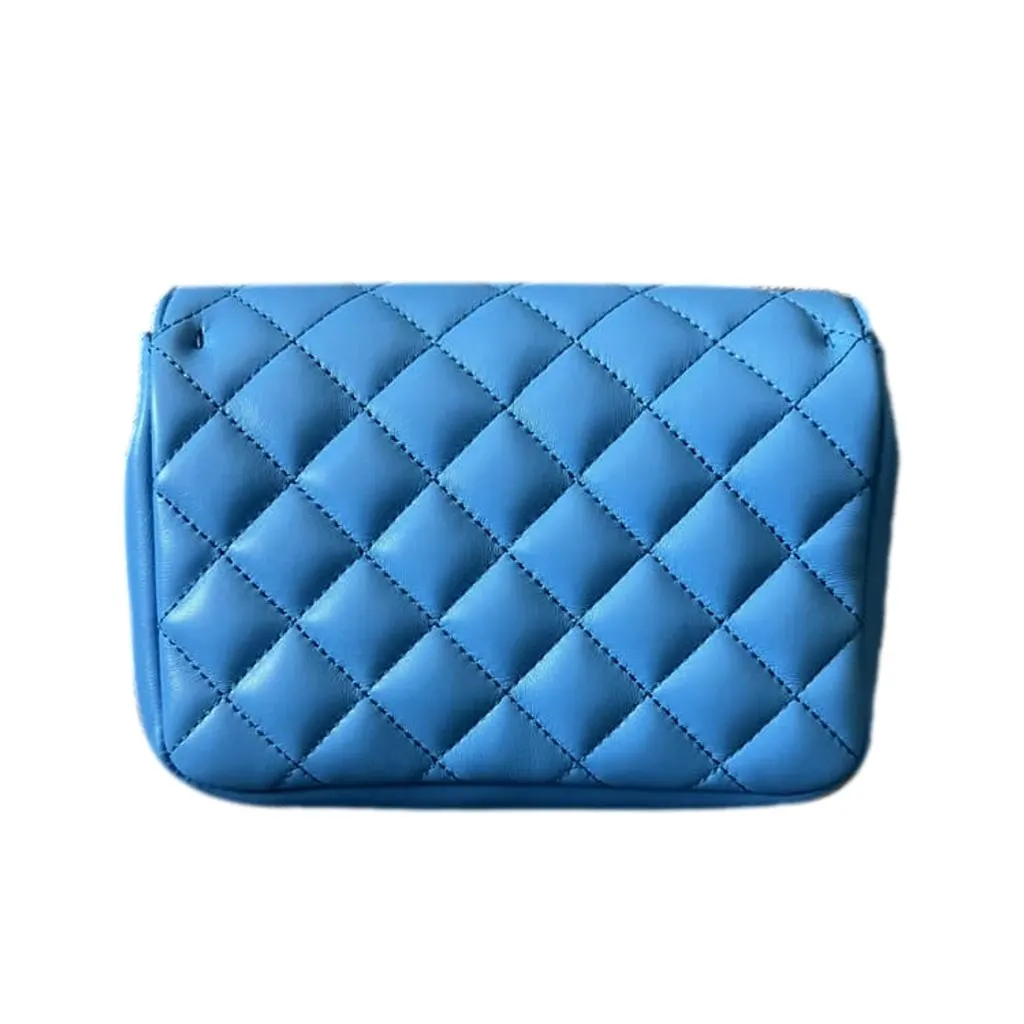 Versace Medusa Nappa Quilted Blue Leather Chain Crossbody Blue Leather Never worn, with tag - Model View