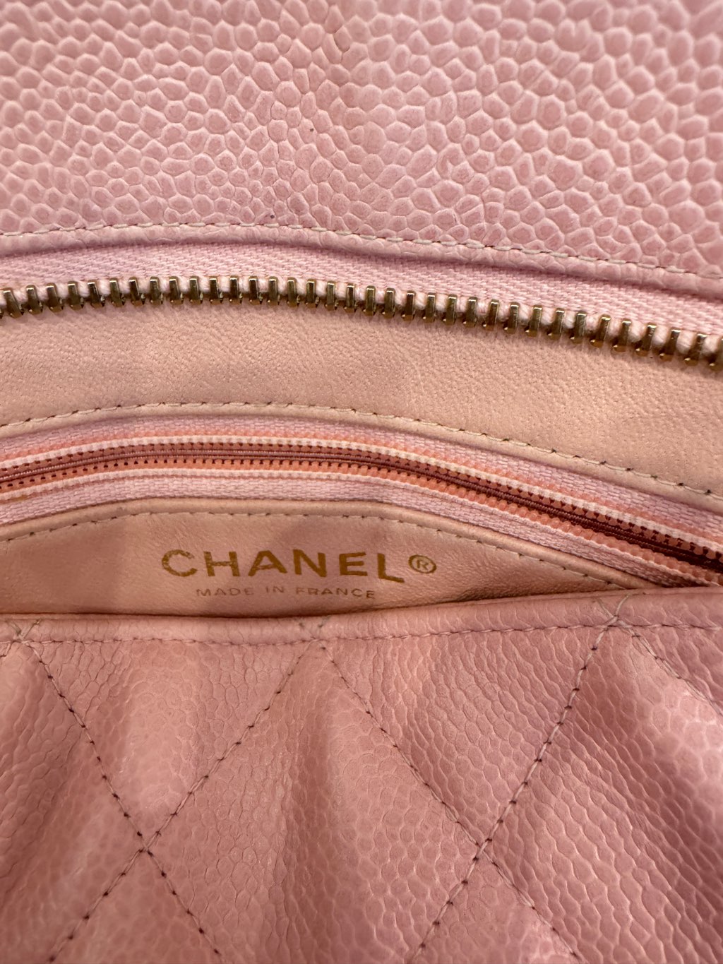Chanel Chanel Caviar Quilted Leather Medallion Tote Pink - Image 17