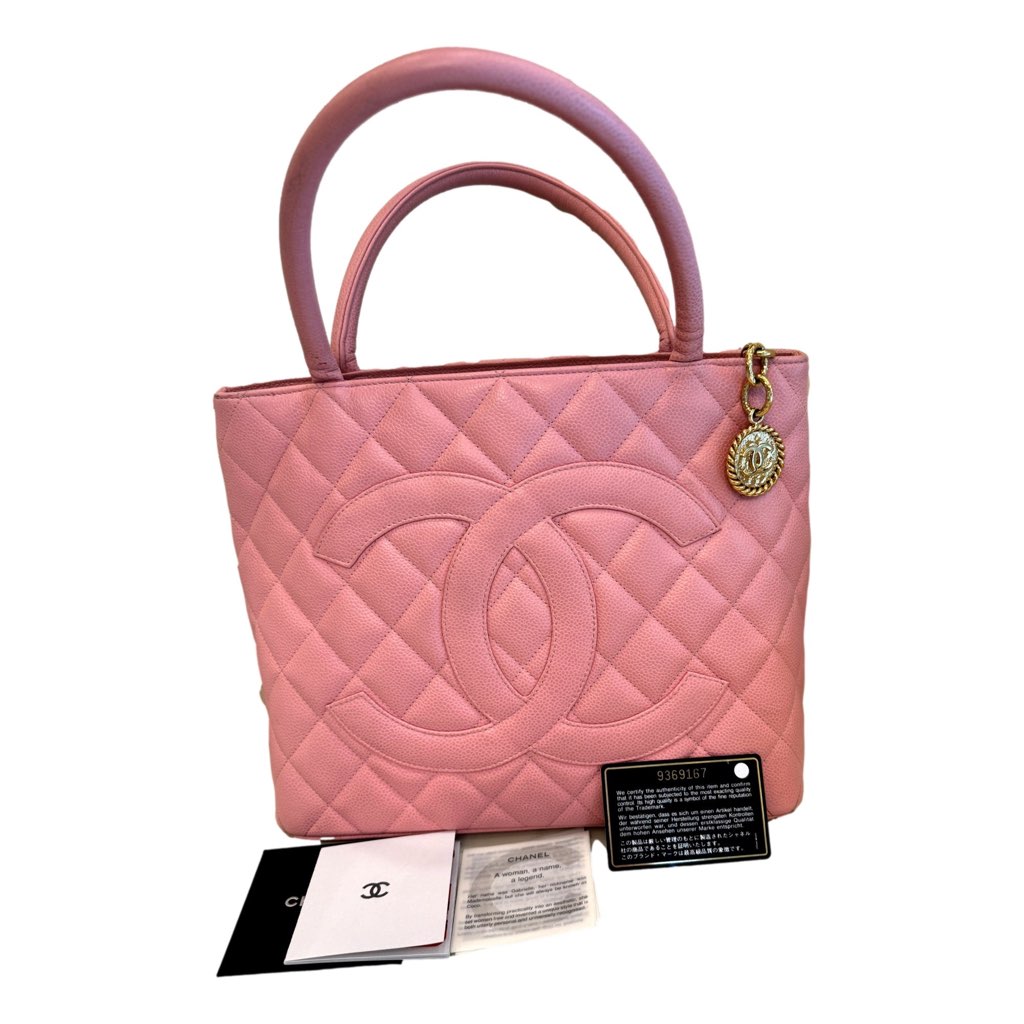 Chanel Chanel Caviar Quilted Leather Medallion Tote Pink - 4