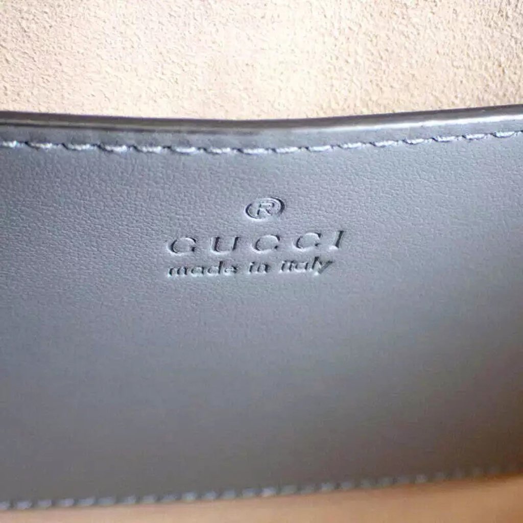 Gucci Gucci GG Marmont Silver Medium Chain Shoulder Tote Bag Gray Leather - Detail 2