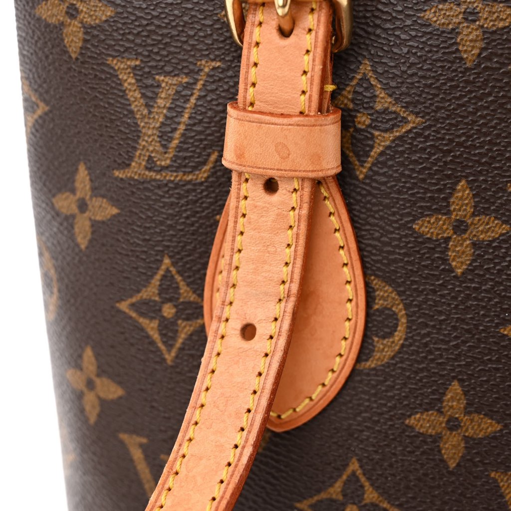 Louis Vuitton Louis Vuitton Monogram Canvas Petit Bucket Bag 23 - Image 6