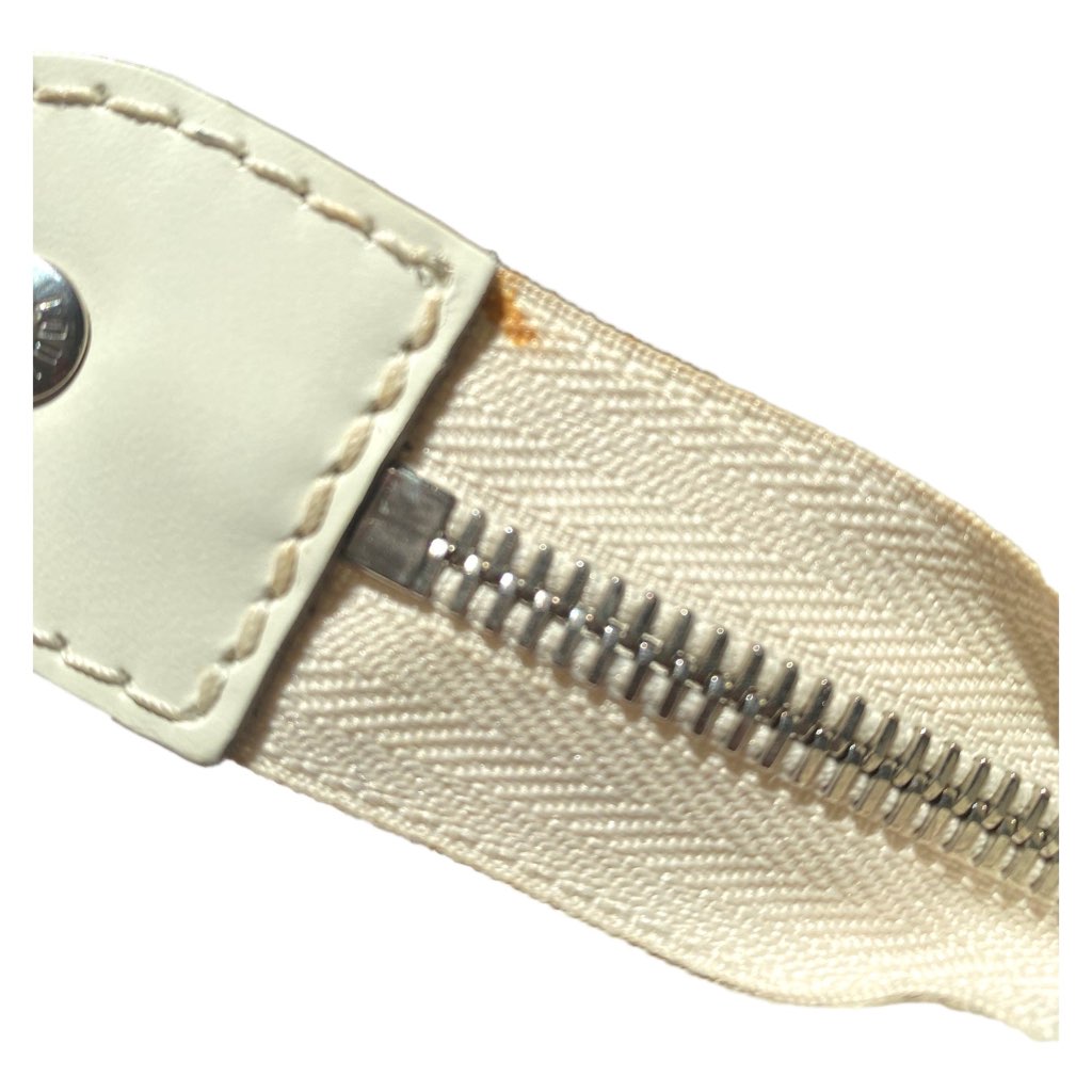 Louis Vuitton Louis?Vuitton Madeleine PM Epi Shoulder Bag White - Image 10