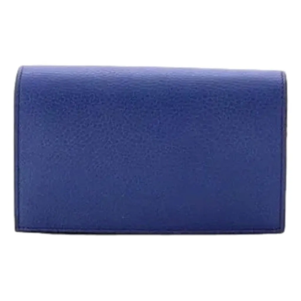 Gucci Blue Marmont GG Womens Leather Wallet on Chain Crossbody Bag Blue Leather Never worn, with tag - Model View