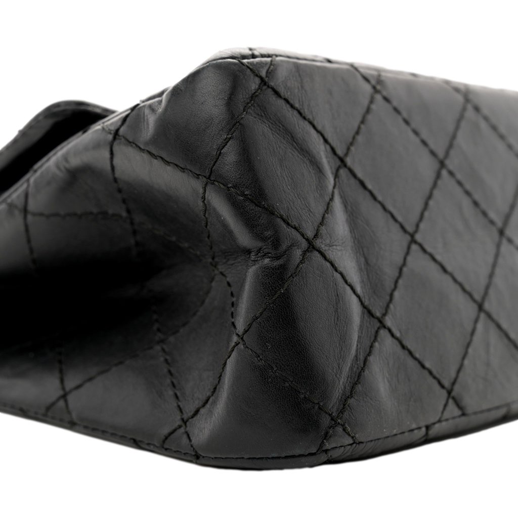 Chanel Chanel Black Aged Calfskin Quilted 2.55 Reissue 225 Flap Handbag With Chain - 4