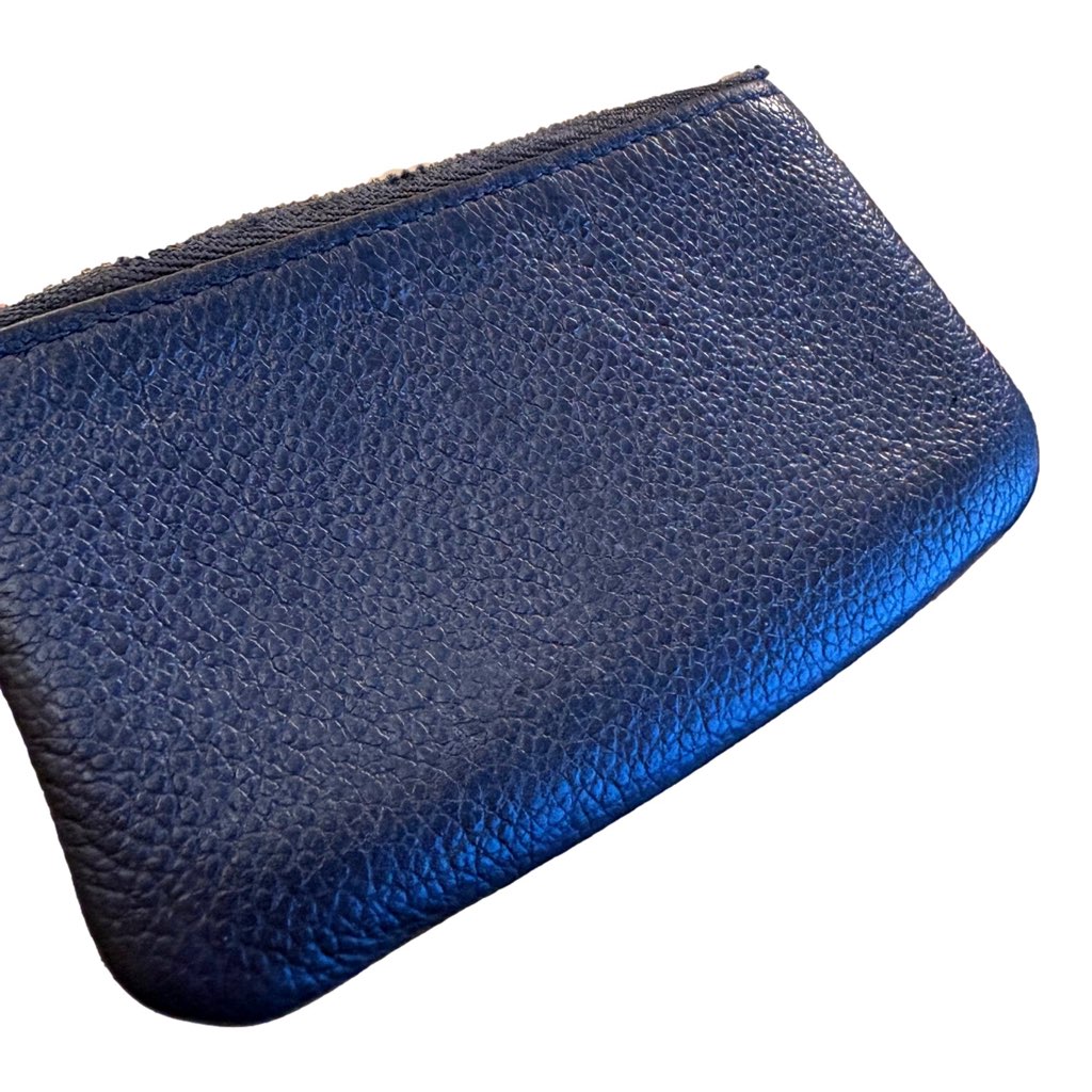 Louis Vuitton Louis Vuitton Metallic Empreinte Monogram Giant Key Pouch Navy Nacre - Image 10