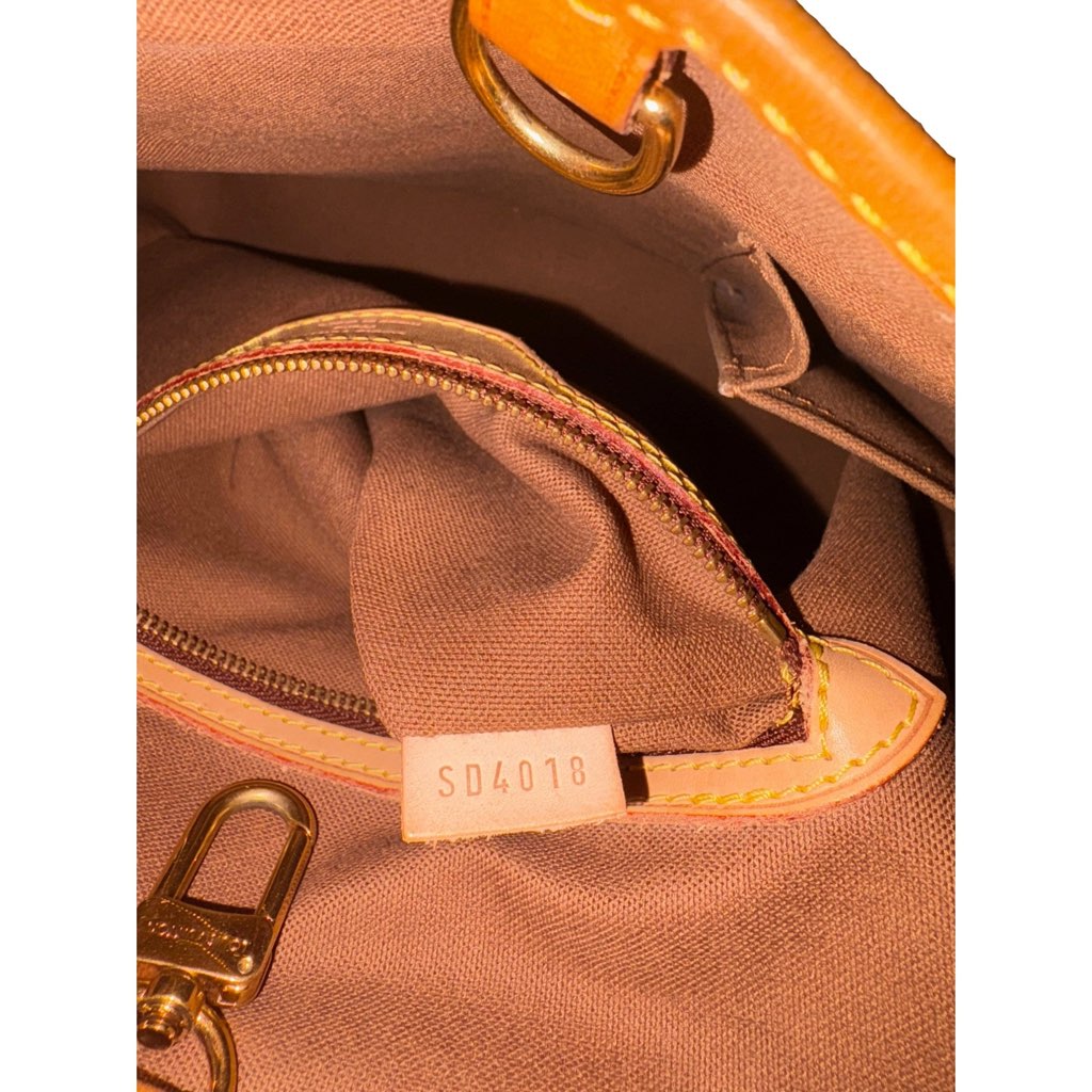 Louis Vuitton Louis Vuitton Batignolles Handbag Monogram Canvas Vertical - Image 16