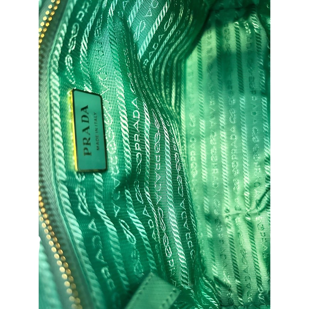 Prada Prada Re-Edition Menta Green 1995 Cha√Æne Re-Nylon Tote Bag - Image 12