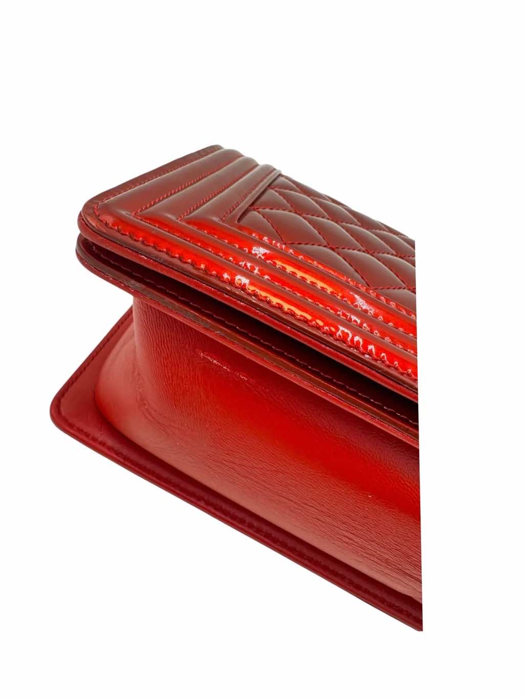 Chanel Medium Patent Leather Bag - Detail 2