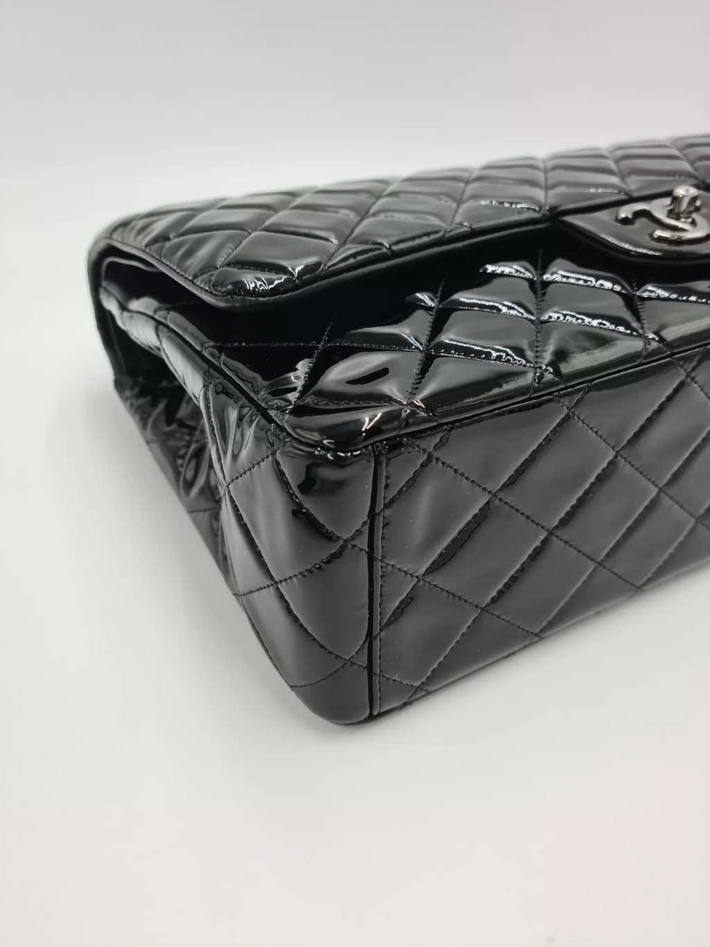 Chanel Classic Maxi Quilted Flap - Image 10