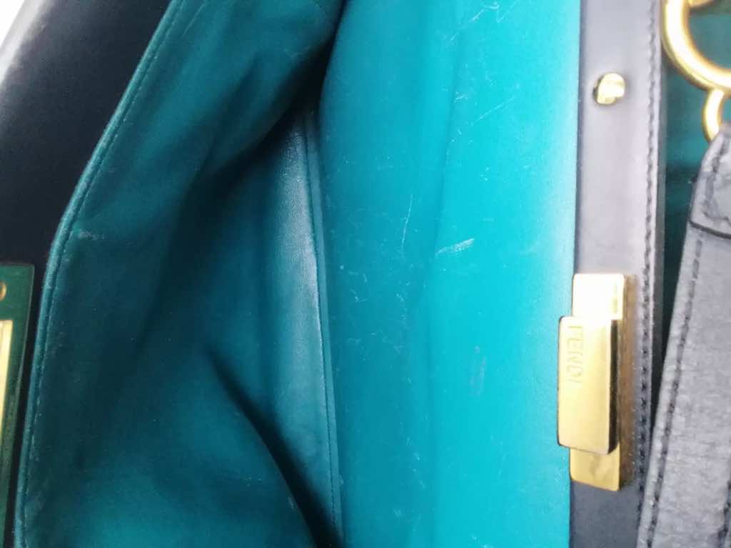 Fendi Leather Small Peekaboo Bag - Detail 2