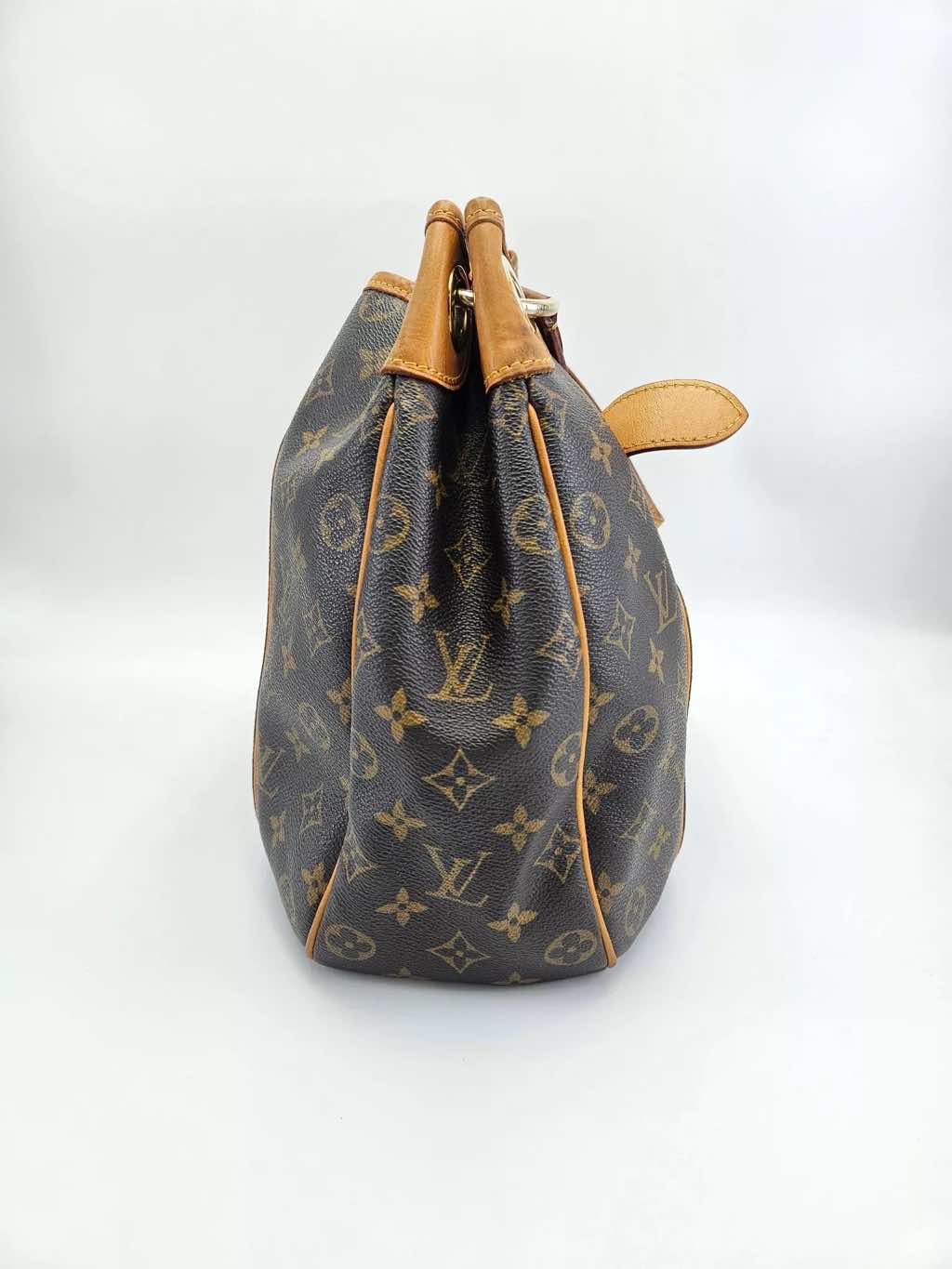 Louis Vuitton Monogram Leather Galliera - 4