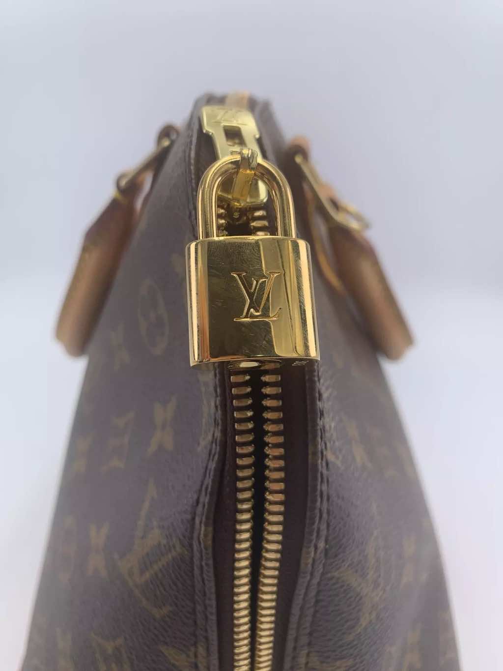 Louis Vuitton Alma PM Bag - Detail 2