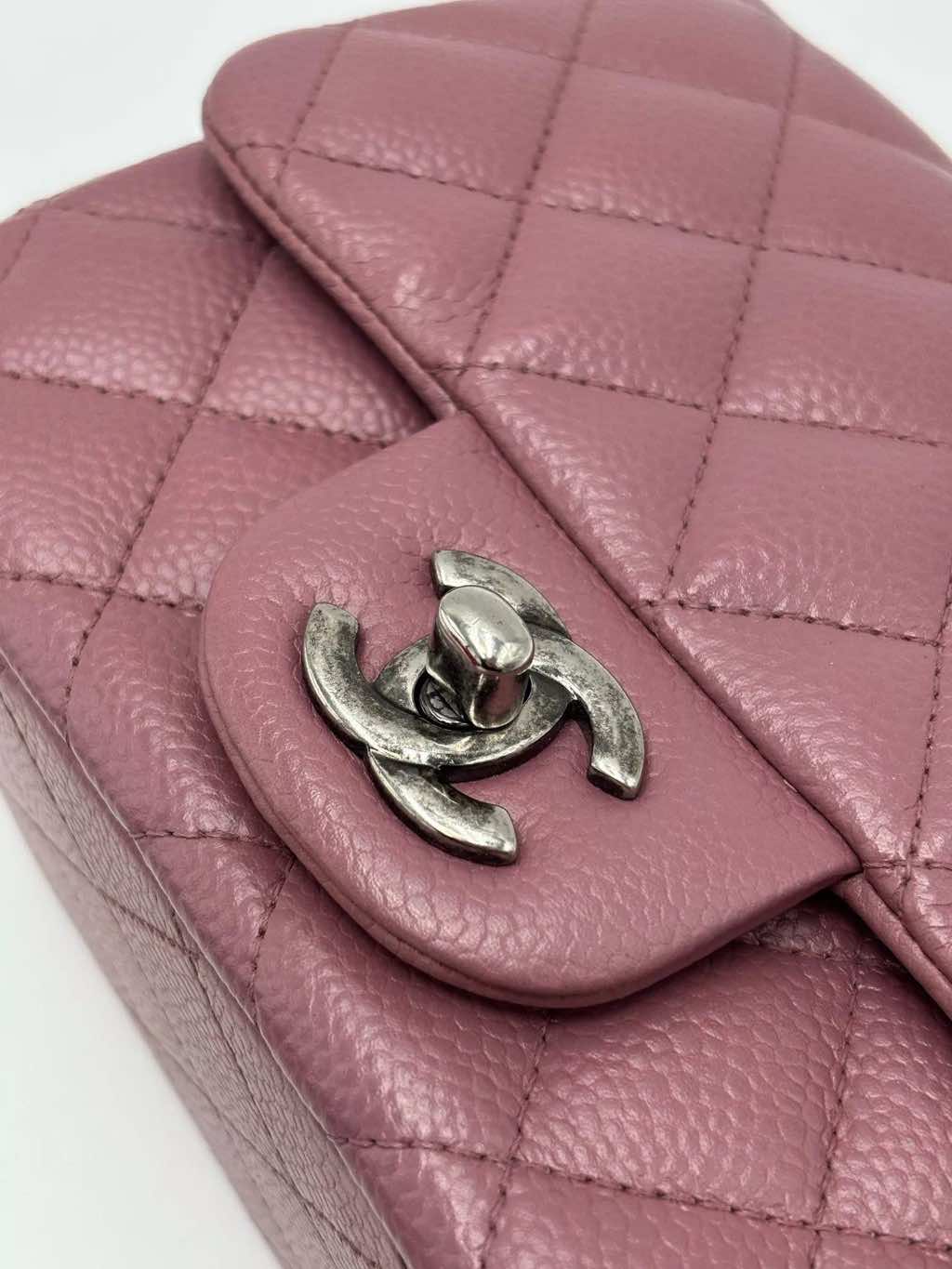 Chanel Caviar Leather Classic Flap - Image 11