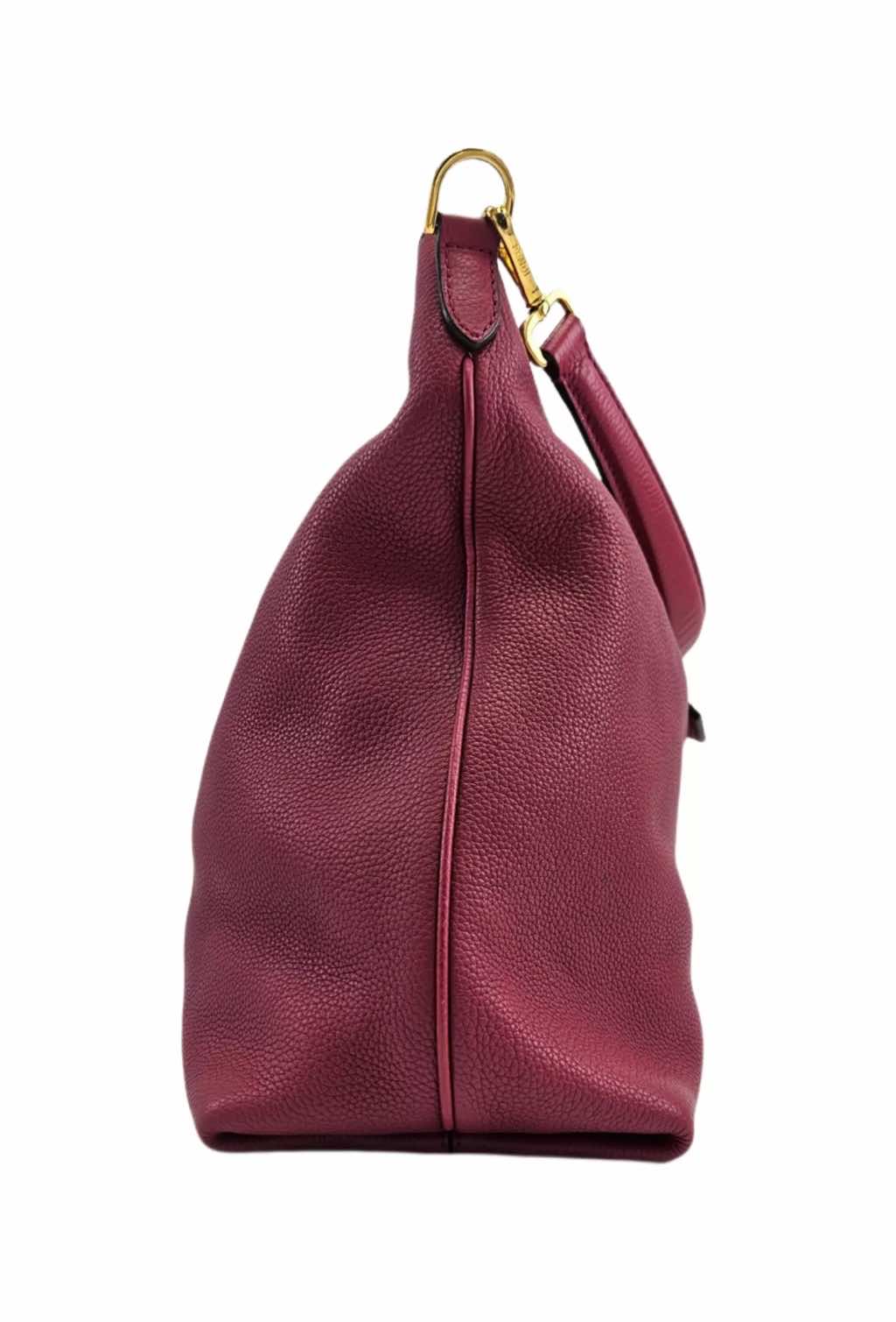 Fendi Clasp Top Leather Hobo - 4