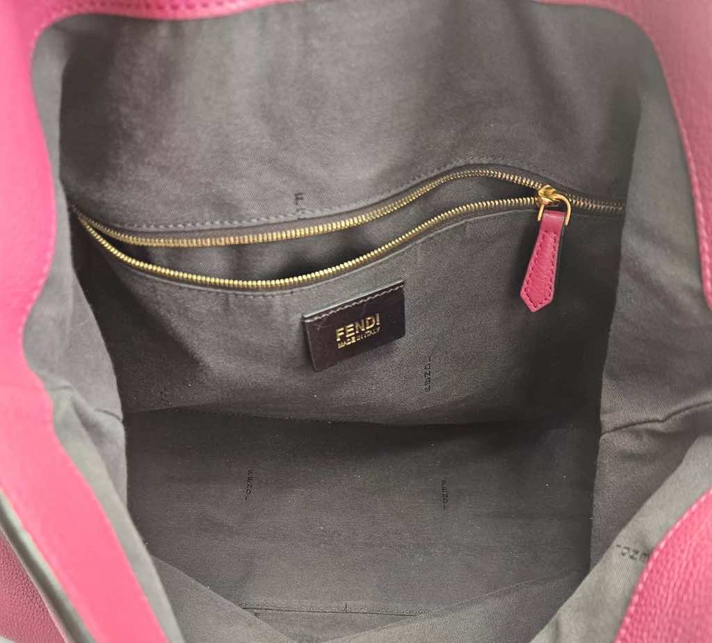 Fendi Clasp Top Leather Hobo - Image 10