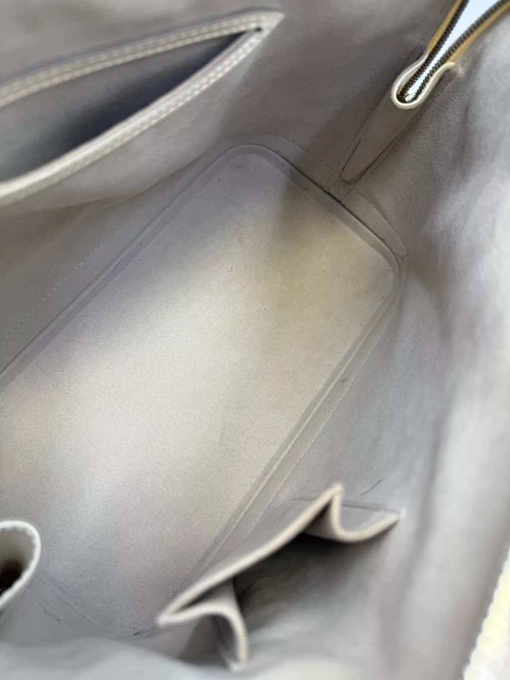 Louis Vuitton Ivorie Epi Alma Bag - Image 10