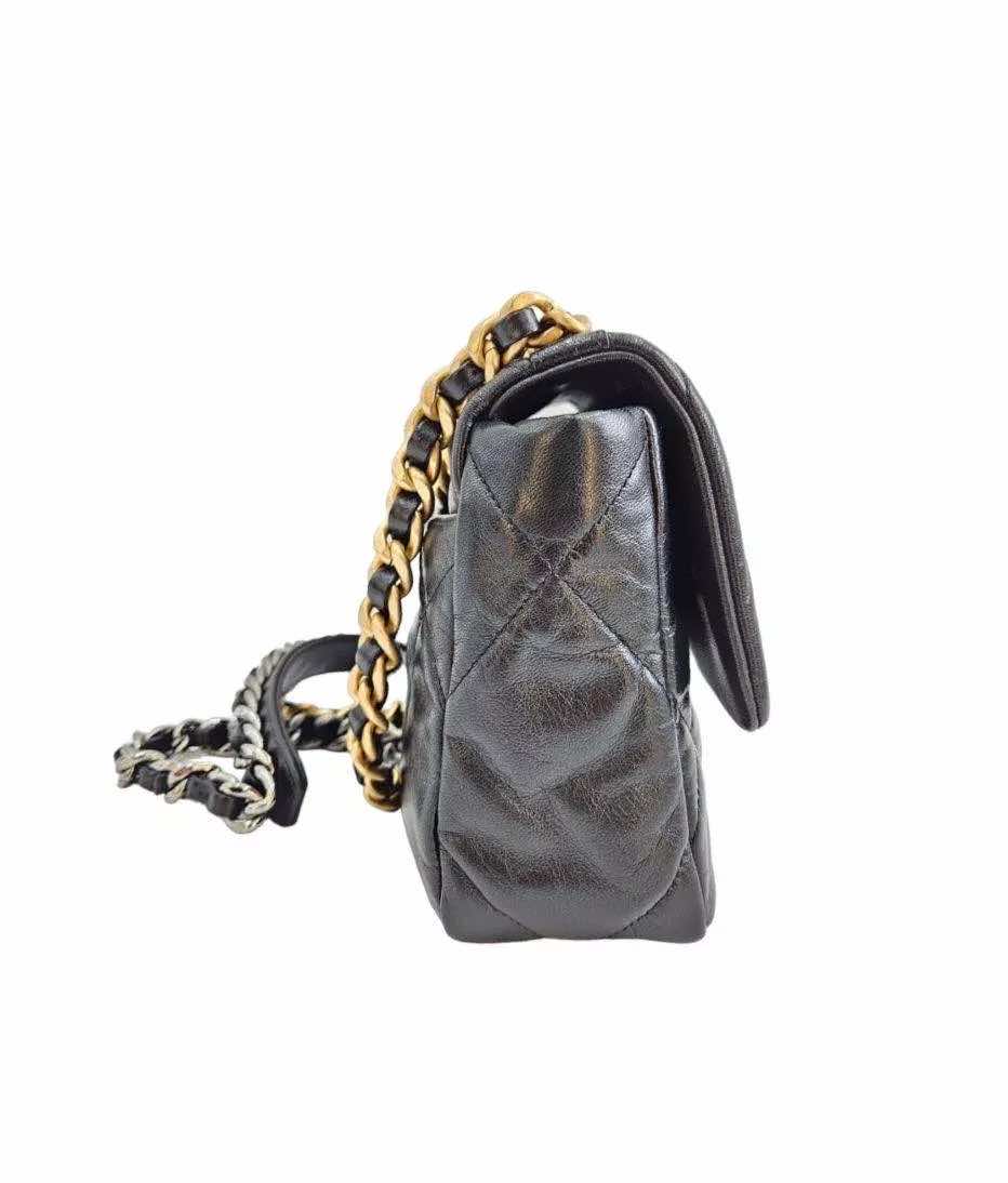 Chanel 19 Black Leather Quilted - Image 6