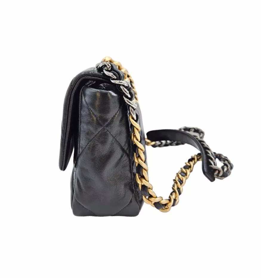 Chanel 19 Black Leather Quilted - 4