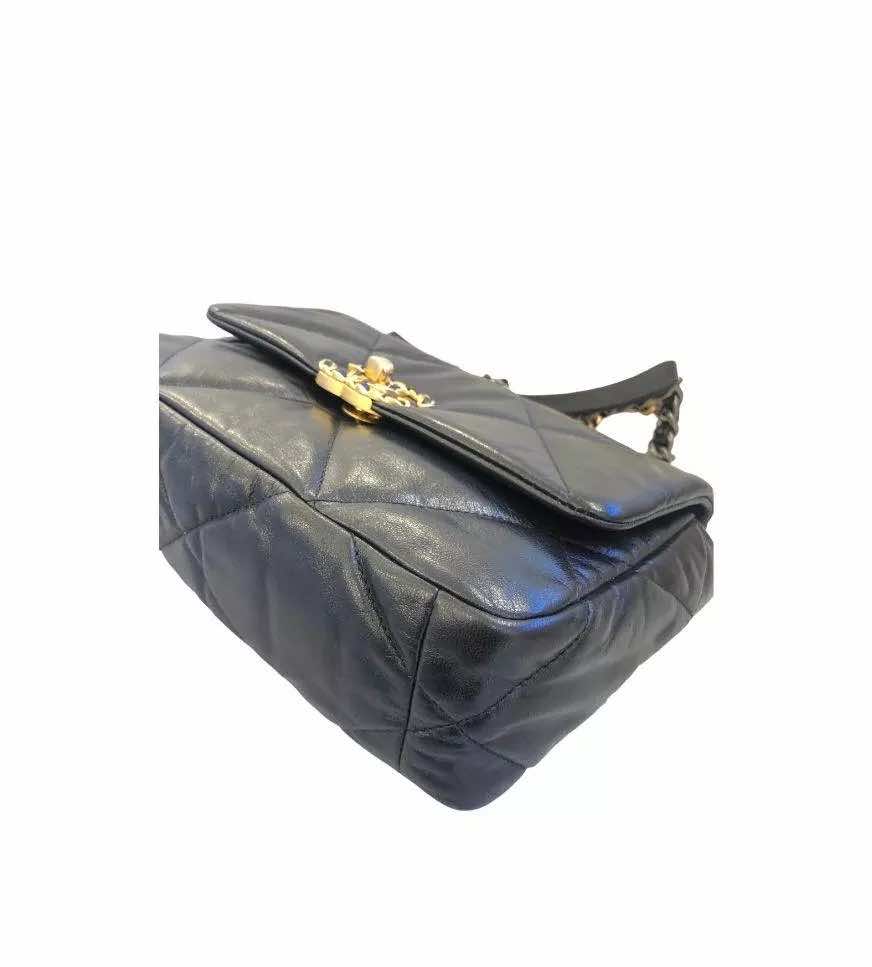 Chanel 19 Black Leather Quilted - Detail 1
