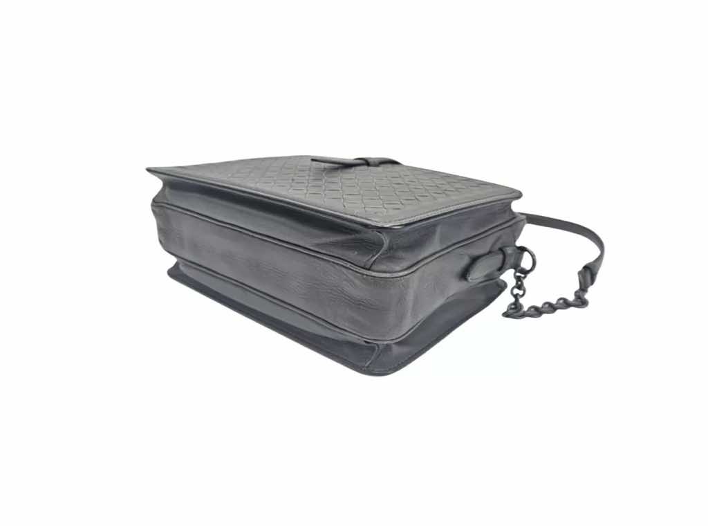 Bottega Veneta Intrecciato Camera Shoulder Bag - Side view