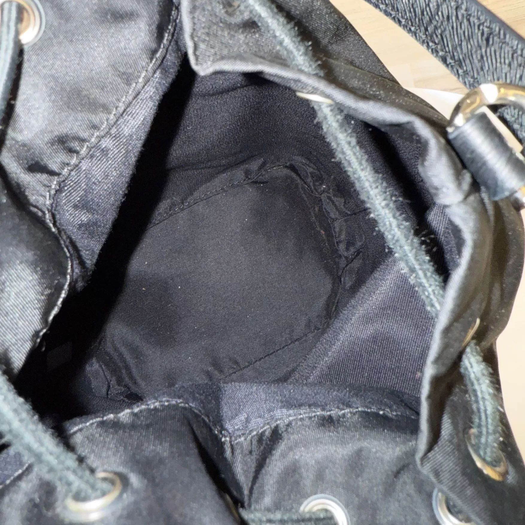 Givenchy Nylon Light 4G Bucket - Image 10