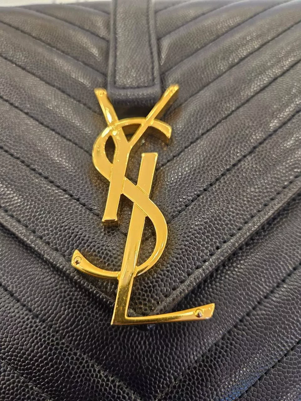 Saint Laurent Navy Chevron Leather Bag - Detail 1