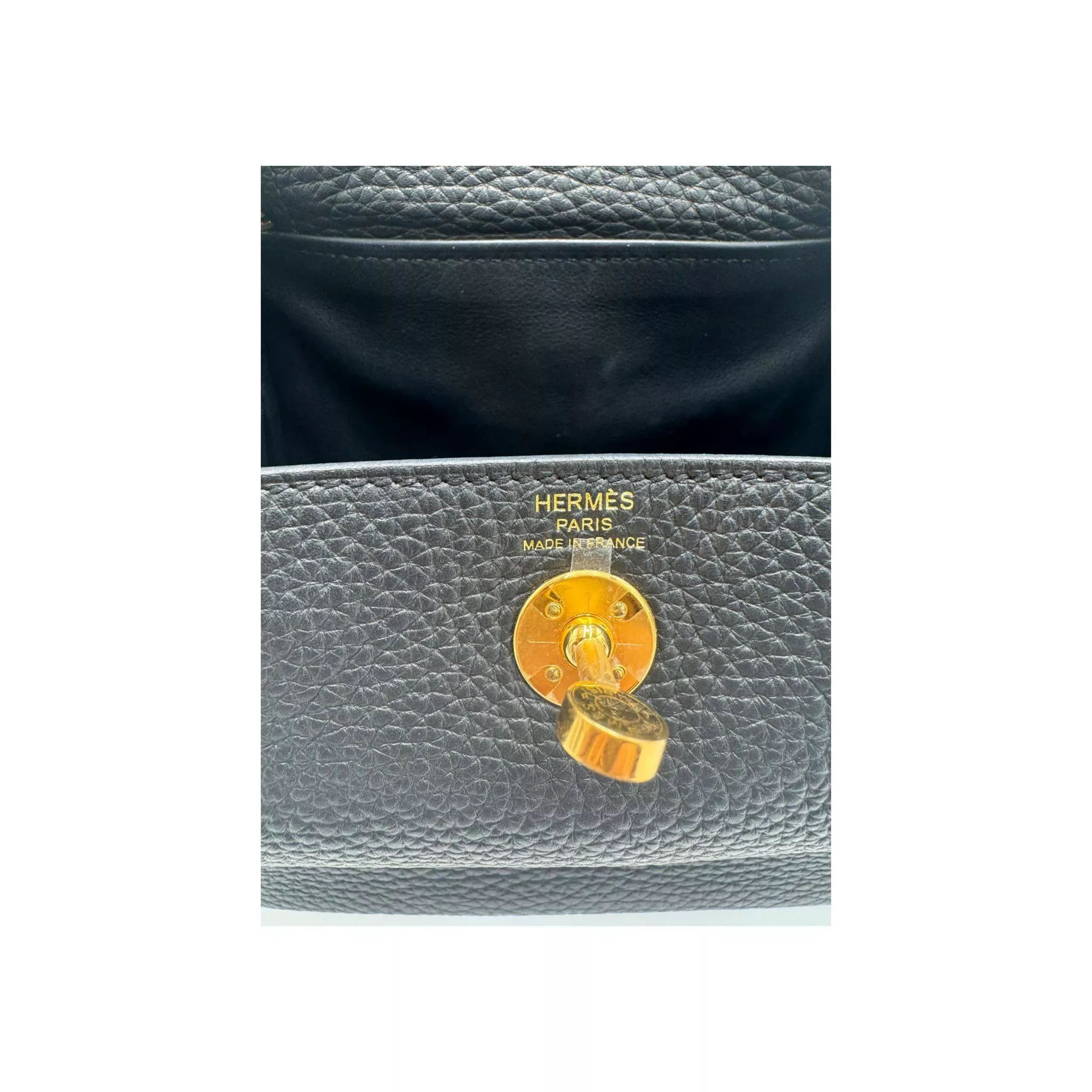Hermès Black Clemence Shoulder - Side view