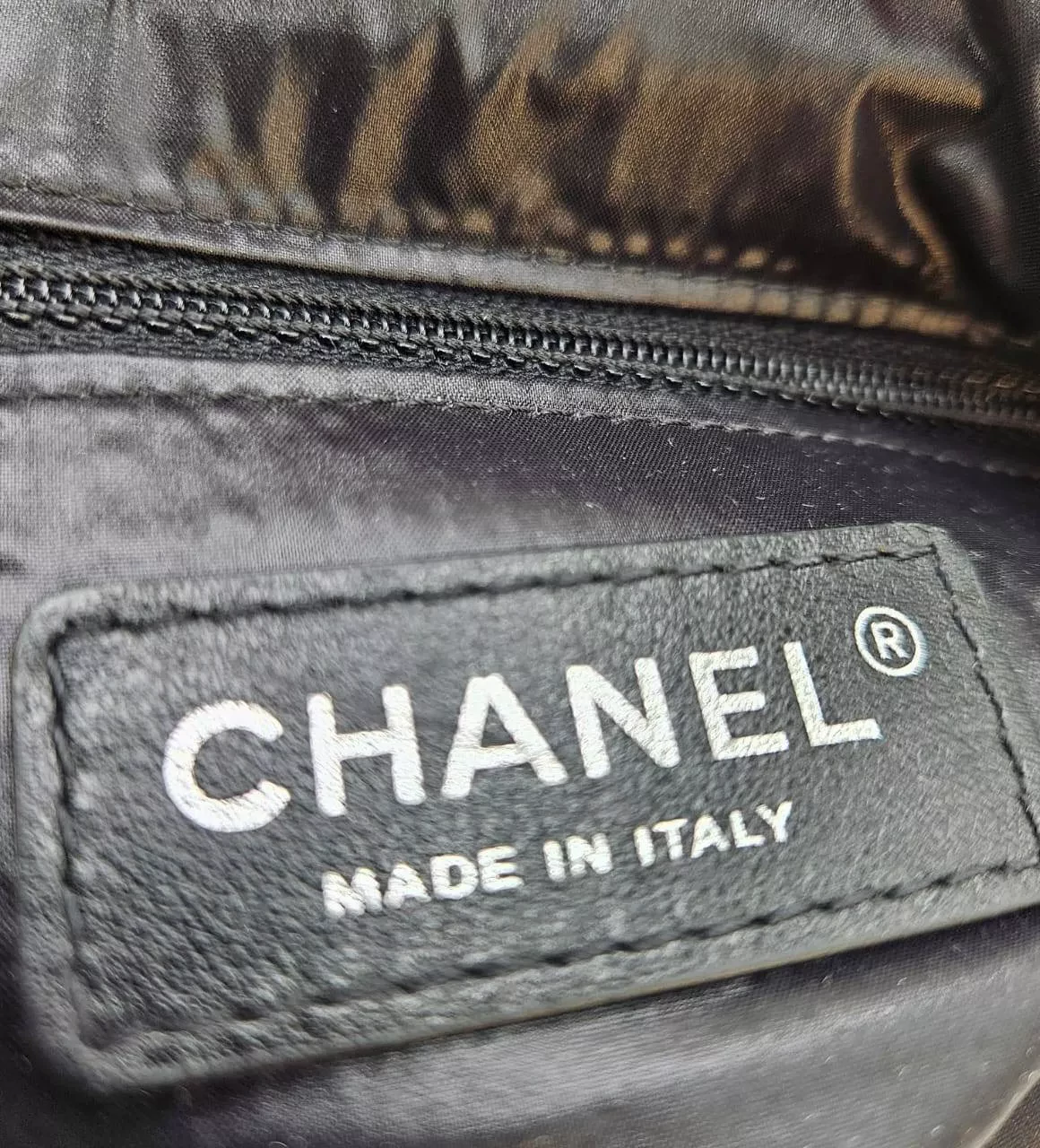Chanel Wool Leather Coco Bag - Detail 2