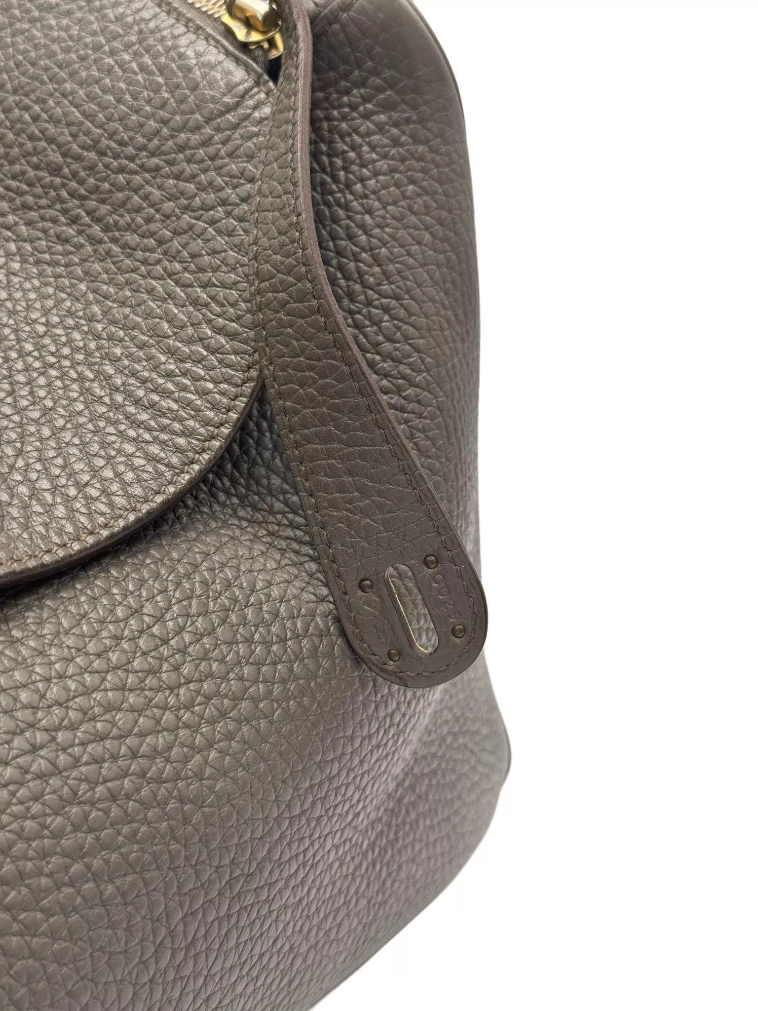 Hermès Lindy 34 Togo Leather - Detail 1